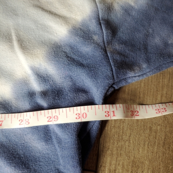 PINK Victoria's Secret Oversized Blue Tie Dye Turtleneck Sweatshirt EUC - Picture 7 of 16